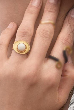 Locaste Ring